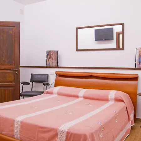 Azzurra Bed & Breakfast *